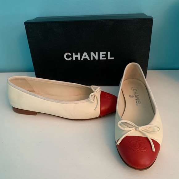 CHANEL Shoes - CHANEL BALLET FLATS